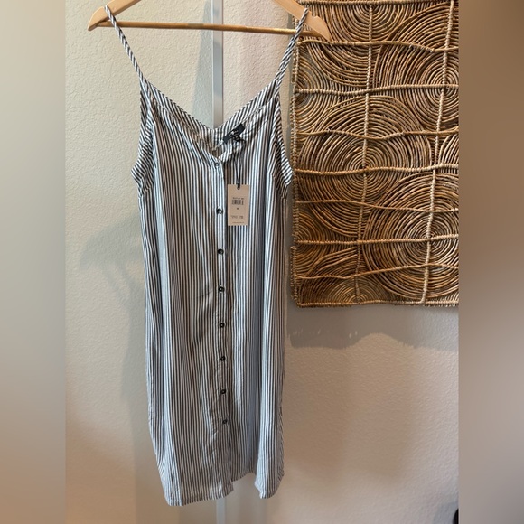 7 For All Mankind Dresses & Skirts - 7 SEVEN FOR ALL MANKIND strappy midi dress